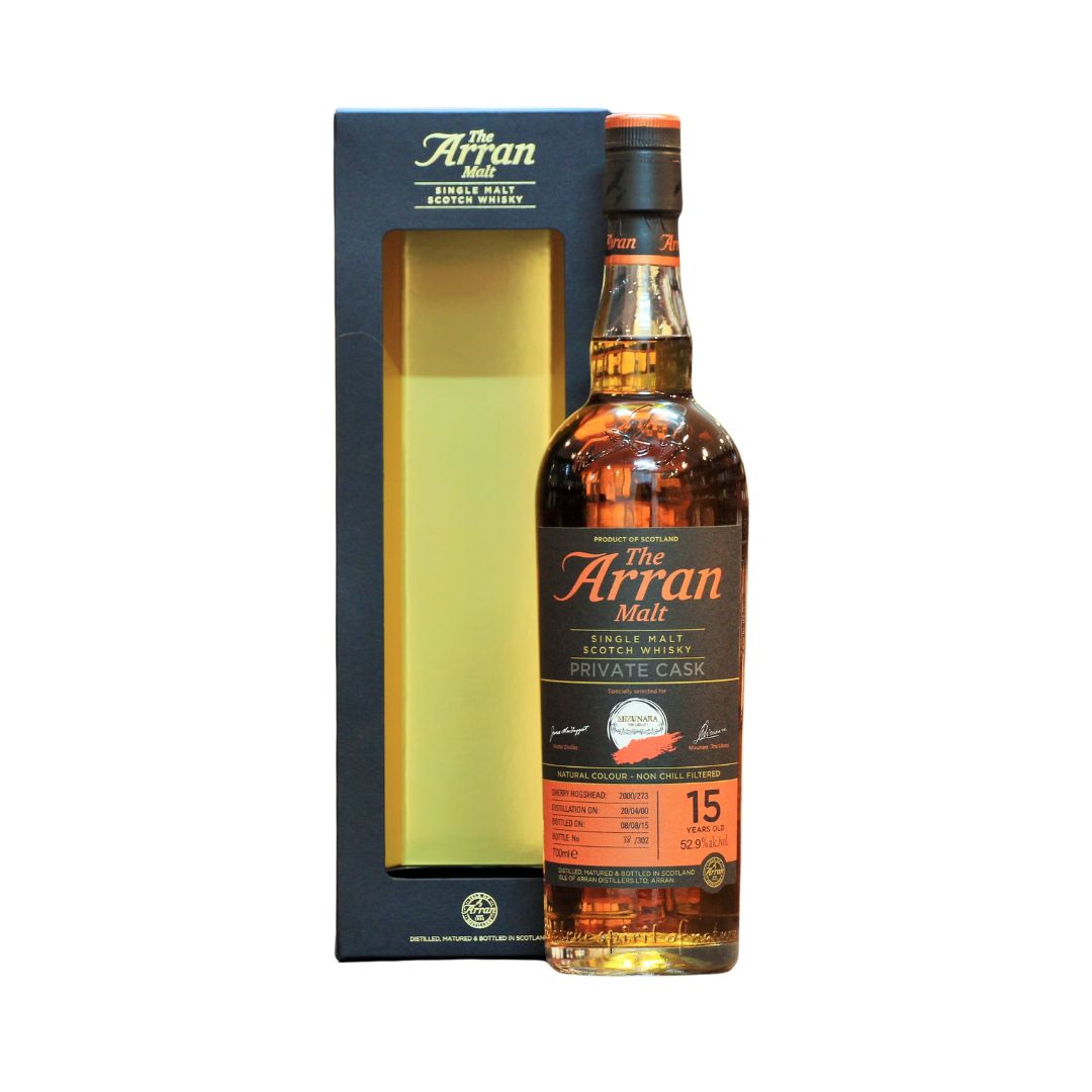 This Arran 15 Years whisky is a special Private Cask Bottling for MIZUNARA in Hong Kong, matured in a Sherry Hogshead. Bottled at natural cask strength, it perfectly balances the rich sherry influence from the cask with the distinct Arran spirit after 15 years of maturation. Only 302 bottles were produced.