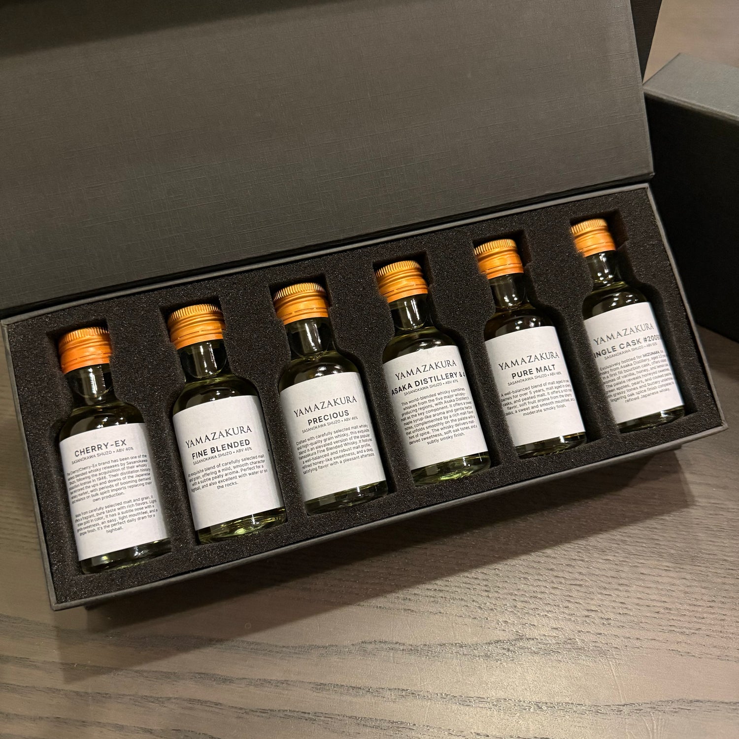 Yamazakura Asaka Japanese Whisky Tasting Set (6 x 30 ml) with Gift Box